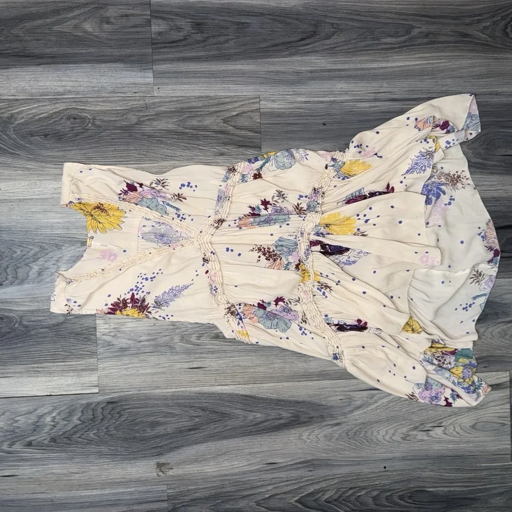 Free People Purple Haze Floral Printed Tunic Tank Size S Boho Fairy Flowy Resort